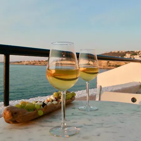 Elpida Seafront Paradise *
