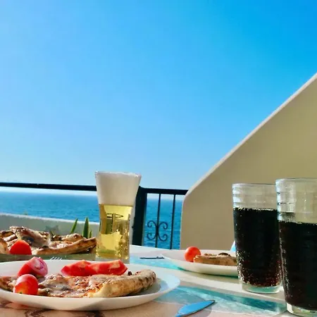 Elpida Seafront Paradise 別荘 ハニア