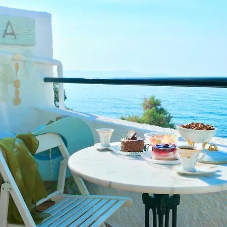 別荘 Elpida Seafront Paradise *