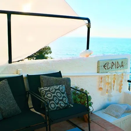 Elpida Seafront Paradise 別荘 ハニア