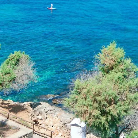 Elpida Seafront Paradise *