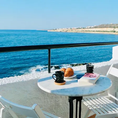 Elpida Seafront Paradise *