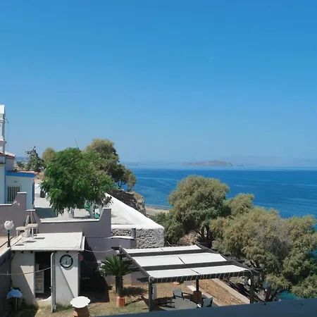 Elpida Seafront Paradise 干尼亞